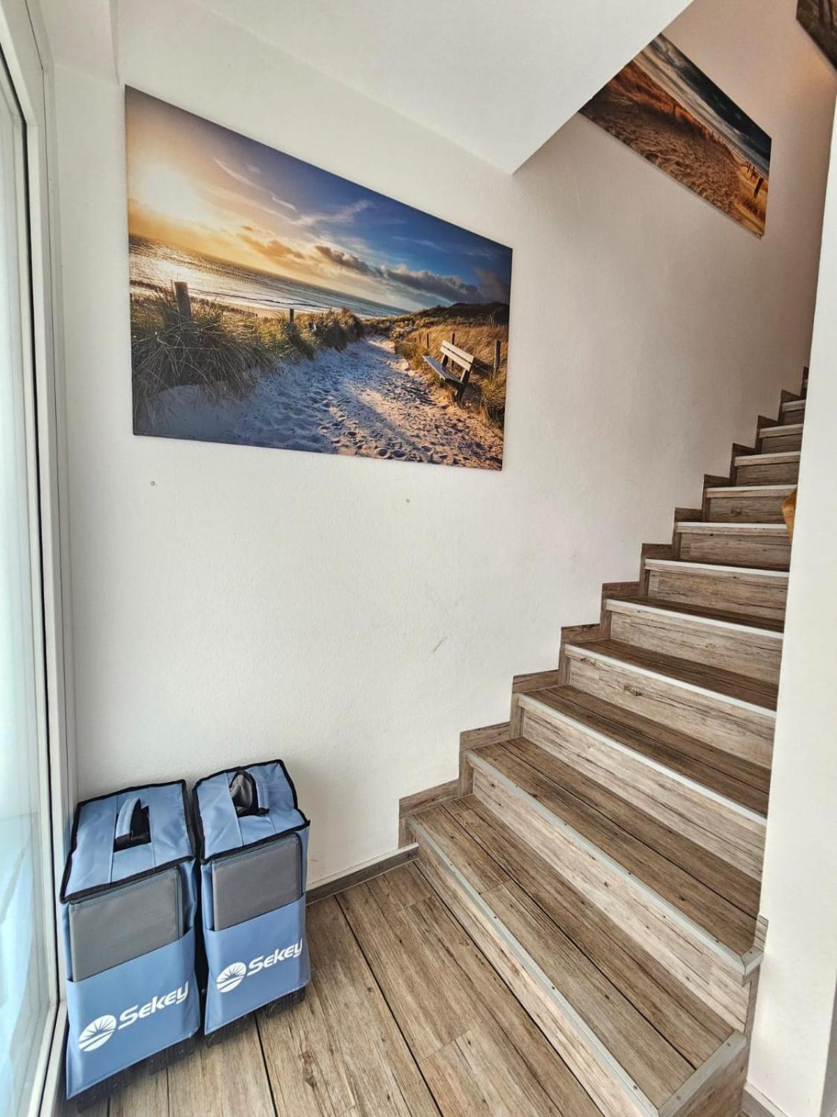 Mienhus Apartments Ferienwohnung Famke Norden Bagian luar foto